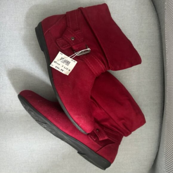 NWT Red Ankle Boots‎ - Picture 1 of 3